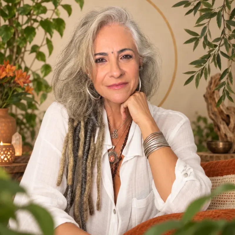 Christiane Vilhena (CRP 12/10.679) - Psicóloga clínica e psicanalista em Florianópolis com atendimento presencial e online